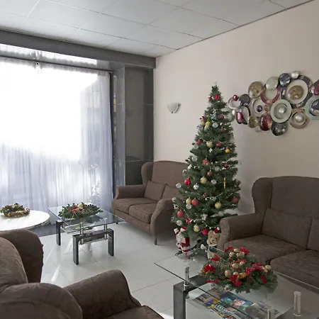 Relax Hotel St. Paul's Bay