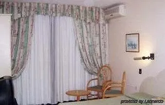 מלון Relax 3*