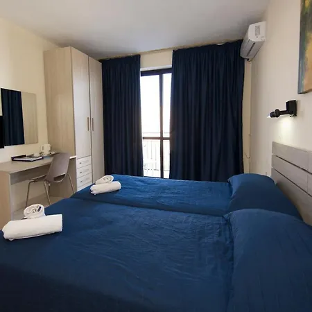Relax מלון סיינט פול ביי