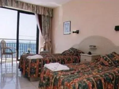 Relax 3* Сент-Полс-Бей