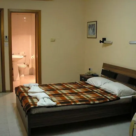 Relax 3* St. Paul's Bay